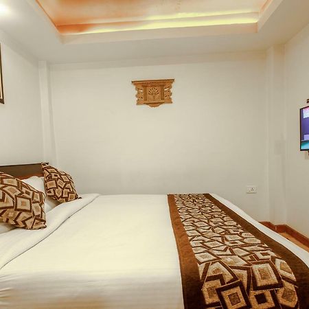 Hotel Shreesu Катманду Екстериор снимка