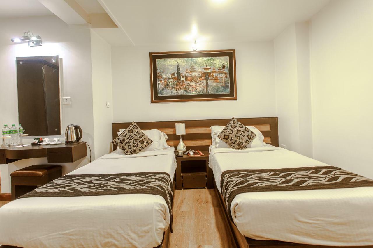 Hotel Shreesu Катманду Екстериор снимка