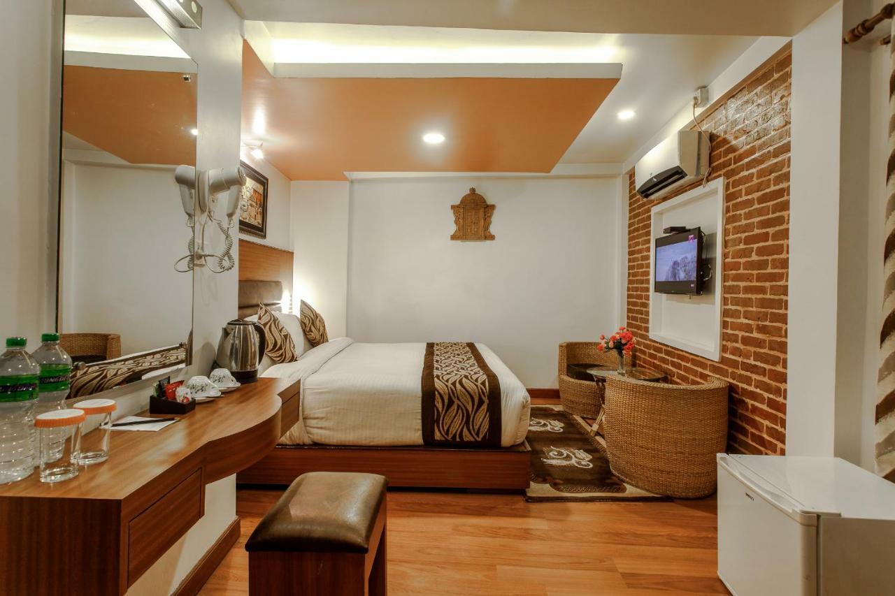 Hotel Shreesu Катманду Екстериор снимка